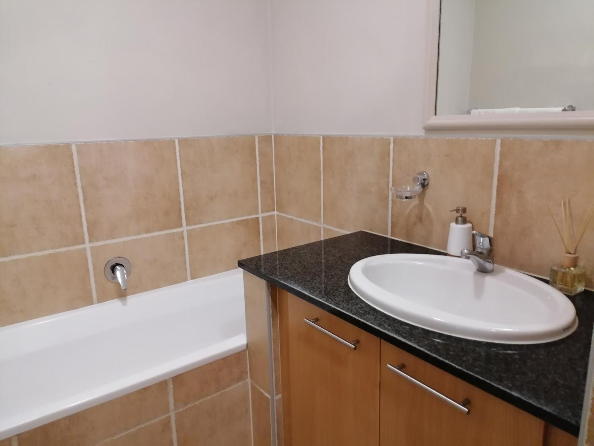 Emabheleni Executive Suites Westpoint Johannesburg Esterno foto