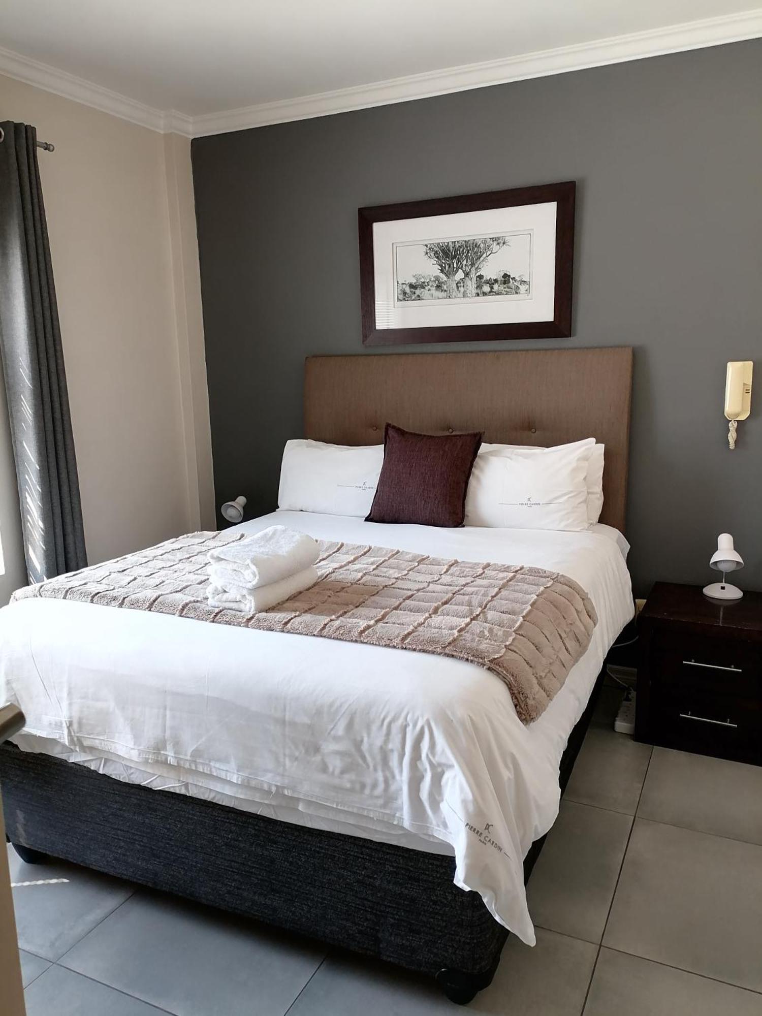 Emabheleni Executive Suites Westpoint Johannesburg Esterno foto